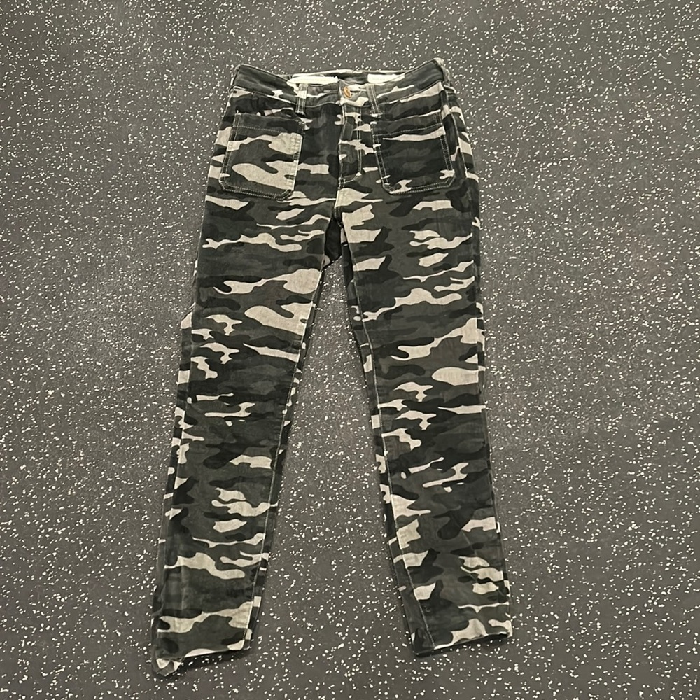 Anthropologie Camo jeans. High-rise skinny, Size 27.